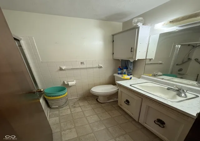 Photo 13 of Single family home for sale at 1605 S Longwood Dr, Alexandria, IN 46001 | MLS# 22124547 | Listing updated on 2026-09-04