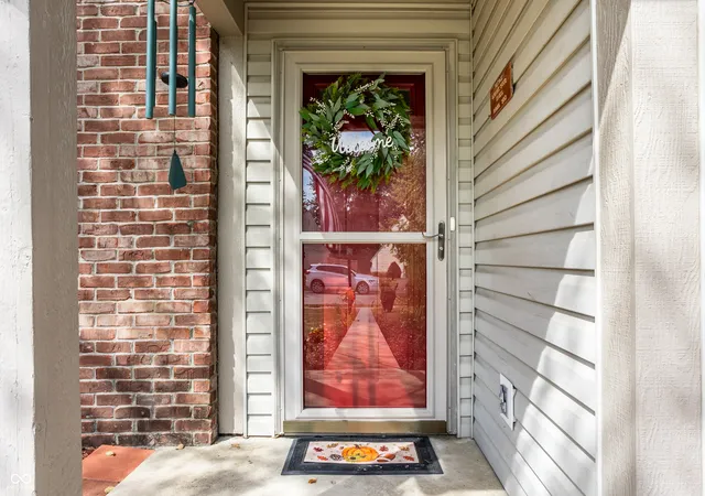 Photo 4 of Single family home for sale at 12854 Sovereign Ln, Fishers, IN 46038 | MLS# 22124563 | Listing updated on 2026-09-26