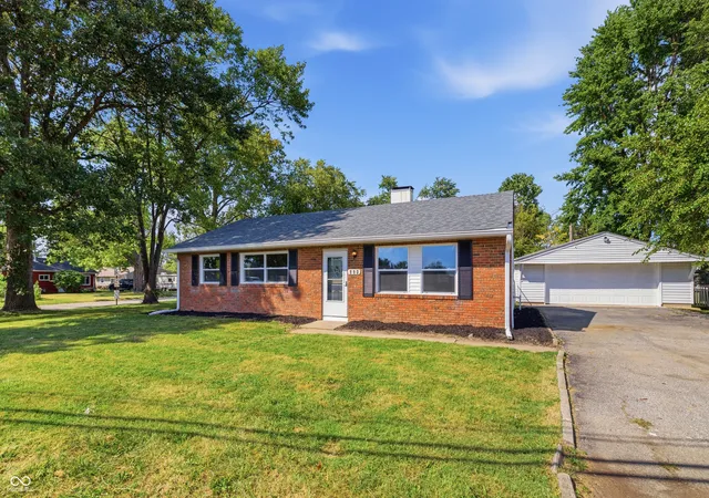 Photo 2 of Single family home for sale at 110 Whiteland Rd, Whiteland, IN 46184 | MLS# 22124578 | Listing updated on 2026-09-04