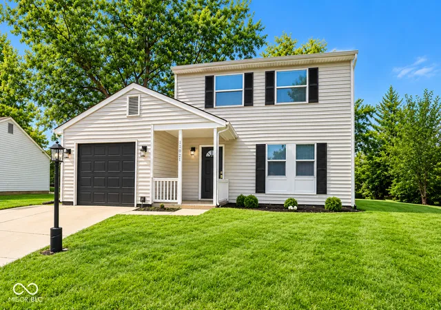 Photo 2 of Single family home for sale at 11021 E Amburg Ct, Indianapolis, IN 46235 | MLS# 22124600 | Listing updated on 2026-09-30