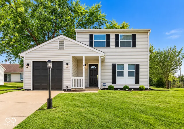 Photo 3 of Single family home for sale at 11021 E Amburg Ct, Indianapolis, IN 46235 | MLS# 22124600 | Listing updated on 2026-09-30
