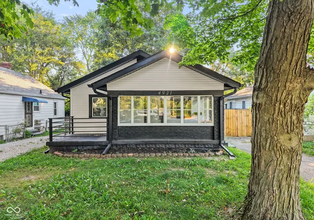 Photo 3 of Single family home for sale at 4921 Crittenden Ave, Indianapolis, IN 46205 | MLS# 22124604 | Listing updated on 2026-10-01