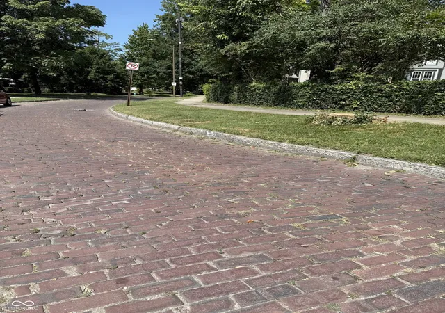 Photo 43 of Sale Pending at 32 34 N Irvington Ave, Indianapolis, IN 46219 | MLS# 22124613 | Listing updated on 2026-09-07