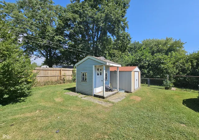 Photo 4 of Single family home for sale at 6302 W Loretta Dr, Indianapolis, IN 46221 | MLS# 22124621 | Listing updated on 2026-09-06