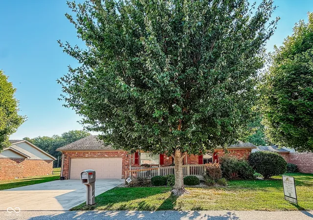 Photo 2 of Condo for sale at 70 N Deer Cliff Dr, Crawfordsville, IN 47933 | MLS# 22124624 | Listing updated on 2026-09-18