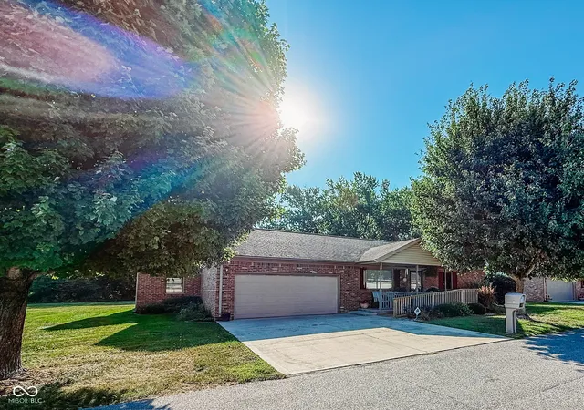 Photo 3 of Condo for sale at 70 N Deer Cliff Dr, Crawfordsville, IN 47933 | MLS# 22124624 | Listing updated on 2026-09-18