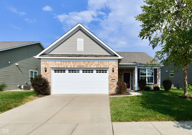 Photo 1 of Single family home for sale at 4934 Lilium Dr, Plainfield, IN 46168 | MLS# 22124630 | Listing updated on 2026-09-14