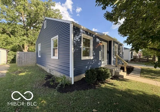 Photo 2 of Single family home for sale at 1653 N Pasadena St, Indianapolis, IN 46219 | MLS# 22124633 | Listing updated on 2026-10-02