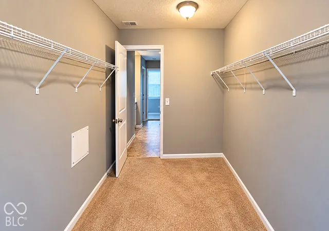 Photo 3 of Single family home for sale at 2909 Pointe Bay Rd, Indianapolis, IN 46229 | MLS# 22124649 | Listing updated on 2026-10-14