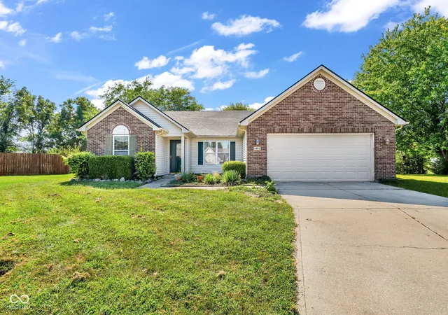 Photo 1 of Single family home for sale at 5462 Montavia Cir, Indianapolis, IN 46239 | MLS# 22124651 | Listing updated on 2026-09-12