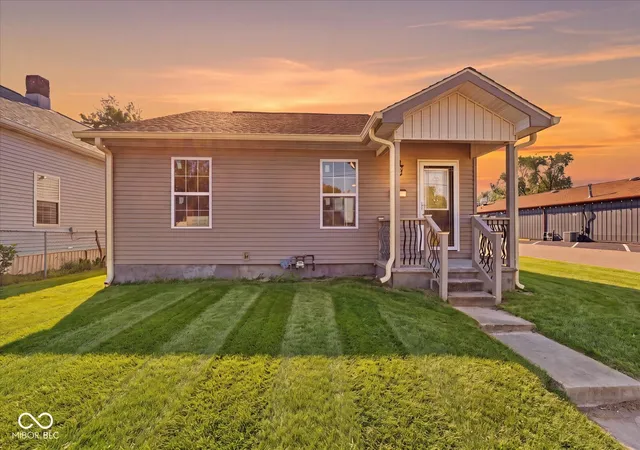 Photo 1 of Single family home for sale at 858 Miller Ave, Shelbyville, IN 46176 | MLS# 22124658 | Listing updated on 2026-09-07
