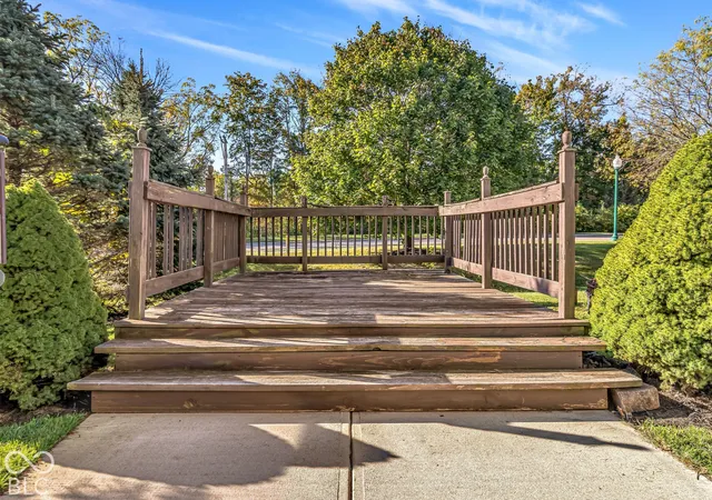 Photo 3 of Single family home for sale at 7841 Meadow Rue Rd, Noblesville, IN 46062 | MLS# 22124663 | Listing updated on 2026-10-28