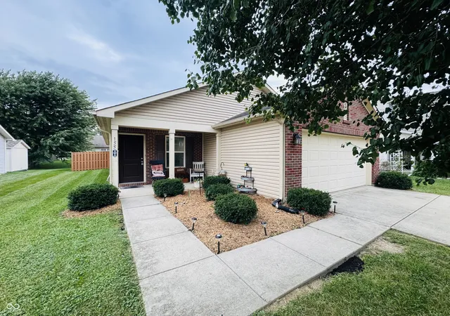 Photo 1 of Single family home for sale at 155 Thistlewood Dr, Greenfield, IN 46140 | MLS# 22124686 | Listing updated on 2026-09-21