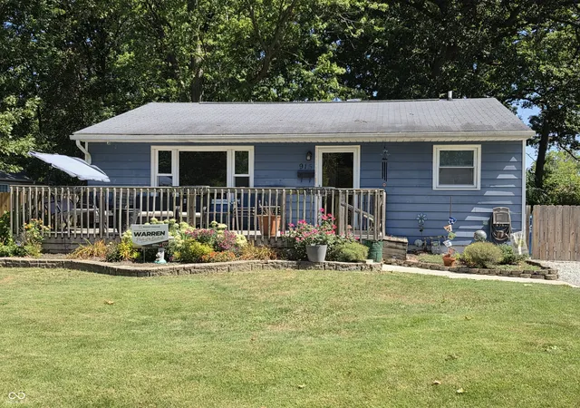 Photo 2 of Single family home for sale at 915 Belmar Ave, Indianapolis, IN 46219 | MLS# 22124694 | Listing updated on 2026-09-12