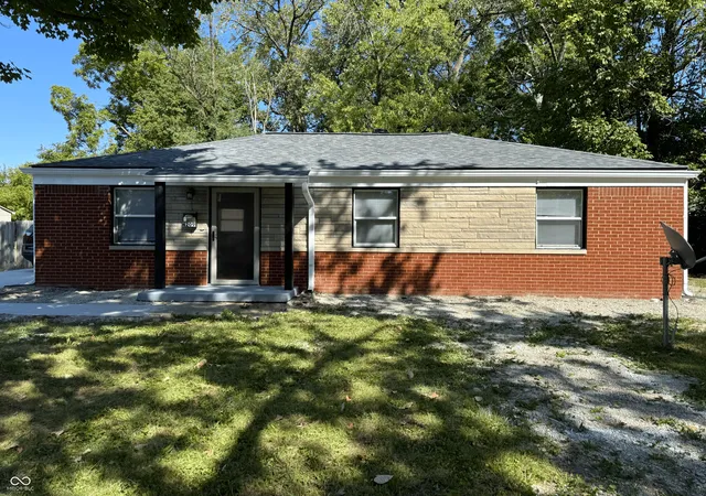 Photo 2 of Single family home for sale at 4209 Lesley Ave, Indianapolis, IN 46226 | MLS# 22124705 | Listing updated on 2026-10-01