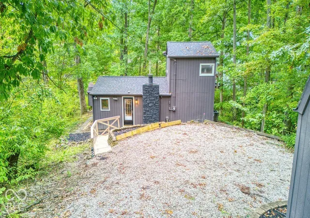 Photo 3 of Sale Pending at 219 E Eagle Dr, Nineveh, IN 46164 | MLS# 22124719 | Listing updated on 2026-10-05