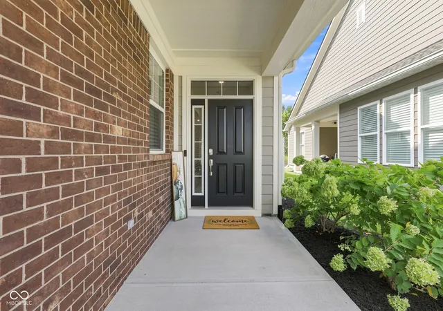 Photo 2 of Condo for sale at 279 Moose Ln, Westfield, IN 46074 | MLS# 22124724 | Listing updated on 2026-09-29
