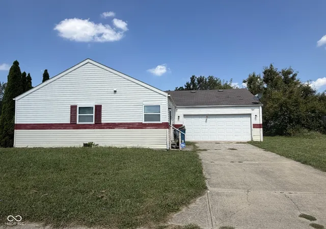 Photo 3 of Single family home for sale at 3927 N Wittfield, Indianapolis, IN 46235 | MLS# 22124744 | Listing updated on 2026-09-07
