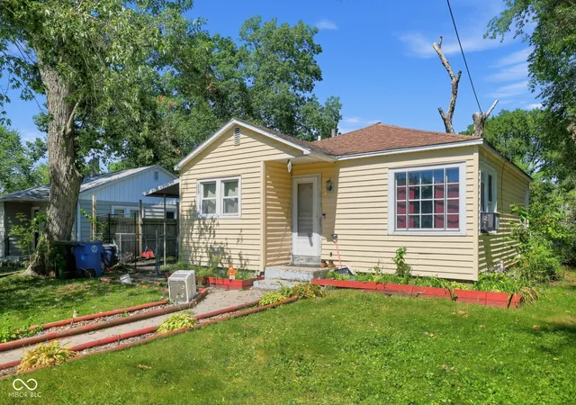 Single family home for sale at 4008 Park Ave, Lake Station, IN 46405 | MLS# 22124755