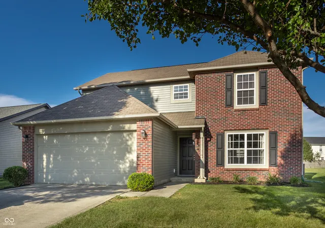 Photo 1 of Sale Pending at 1598 Kingen Dr, Greenfield, IN 46140 | MLS# 22124835 | Listing updated on 2026-09-20