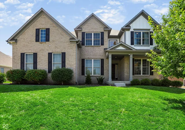 Single family home for sale at 5019 Saddle Crk Ln, Noblesville, IN 46062 | MLS# 22124849