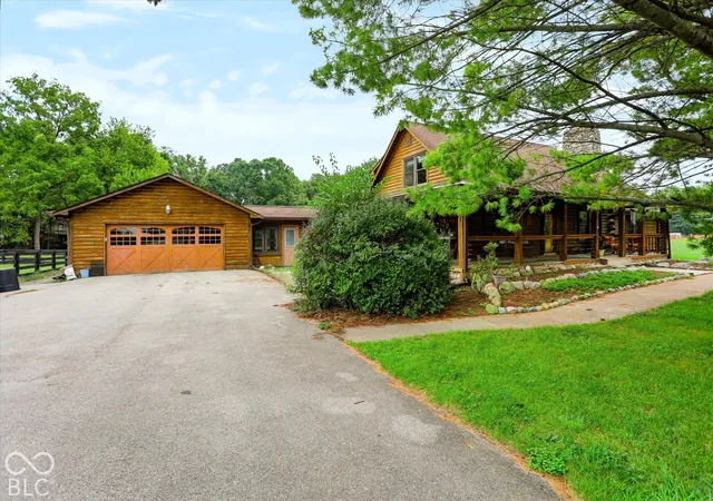 Photo 1 of Single family home for sale at 9745 Cumberland Rd, Fishers, IN 46037 | MLS# 22124851 | Listing updated on 2026-09-25