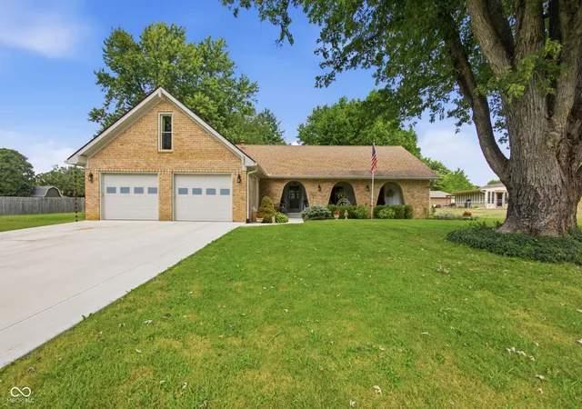 Photo 1 of Sale Pending at 4044 Hazy Ln, Greenwood, IN 46142 | MLS# 22124858 | Listing updated on 2026-09-23