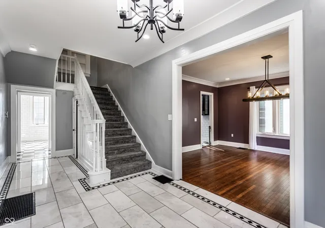 Photo 3 of Sale Pending at 3139 N Pennsylvania St, Indianapolis, IN 46205 | MLS# 22124873 | Listing updated on 2026-09-25