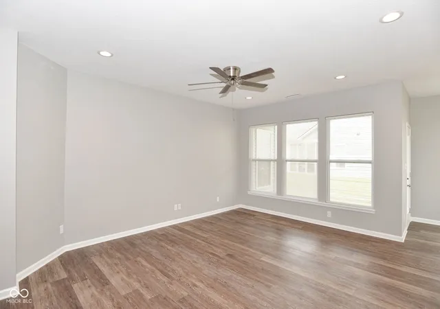 Photo 3 of Sale Pending at 6582 Giles Blvd, Whitestown, IN 46075 | MLS# 22124878 | Listing updated on 2026-09-28