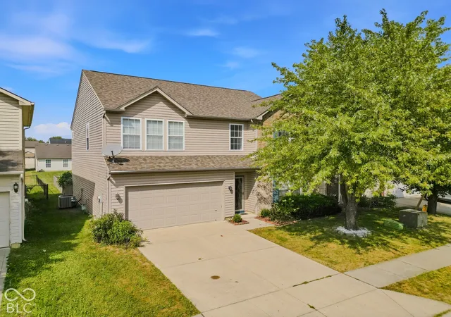Photo 1 of Single family home for sale at 4638 Whitridge Ln, Indianapolis, IN 46237 | MLS# 22124882 | Listing updated on 2026-09-24