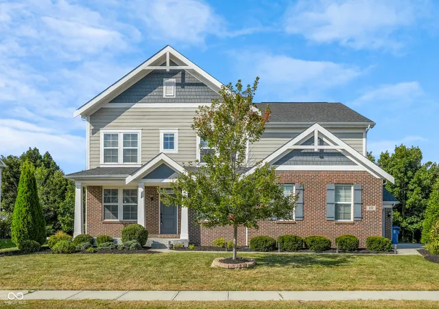 Single family home for sale at 650 Ridge Gate Dr, Brownsburg, IN 46112 | MLS# 22124923
