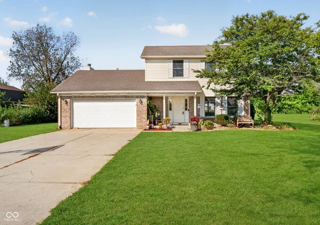Photo 1 of Single family home for sale at 7100 Trotter Dr, Camby, IN 46113 | MLS# 22124924 | Listing updated on 2026-09-30