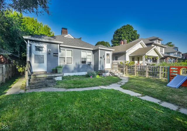 Photo 2 of Sale Pending at 710-712 E Pleasant Run Pkwy N Dr, Indianapolis, IN 46203 | MLS# 22124935 | Listing updated on 2026-09-13