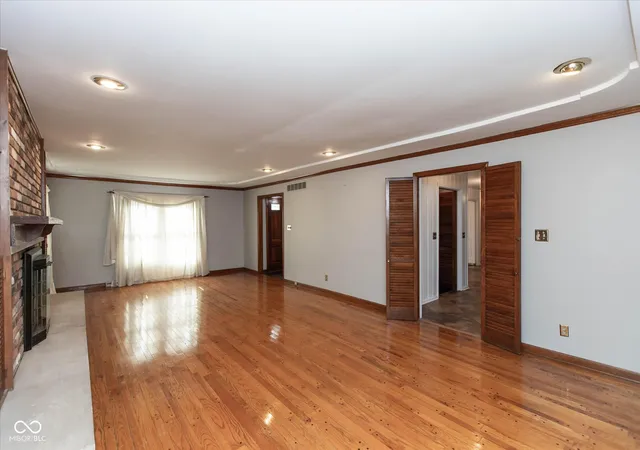 Photo 3 of Single family home for sale at 4936 Winston Dr, Indianapolis, IN 46226 | MLS# 22124953 | Listing updated on 2026-10-04