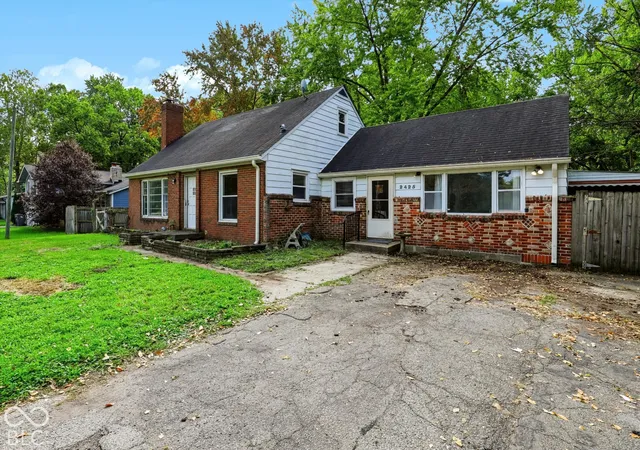 Photo 2 of Single family home for sale at 2425 W 66th Street, Indianapolis, IN 46268 | MLS# 22124966 | Listing updated on 2026-10-11