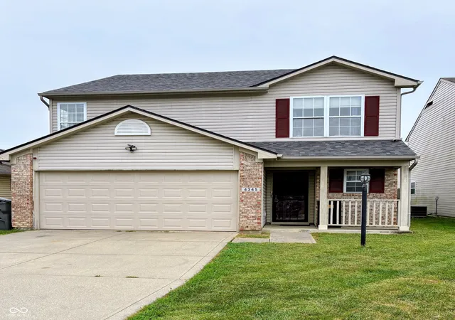 Photo 2 of Single family home for sale at 4345 Tr Wood Ct, Indianapolis, IN 46254 | MLS# 22124969 | Listing updated on 2026-10-06