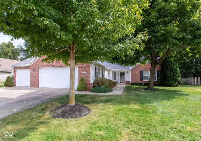 Photo 2 of Single family home for sale at 104 Trowbridge Dr, Lafayette, IN 47909 | MLS# 22124970 | Listing updated on 2026-09-16