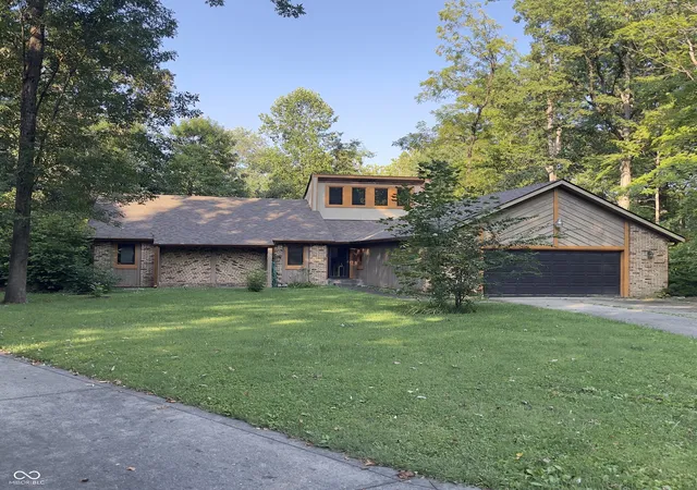 Single family home for sale at 5315 Shadow Wood Ct, Indianapolis, IN 46254 | MLS# 22125023