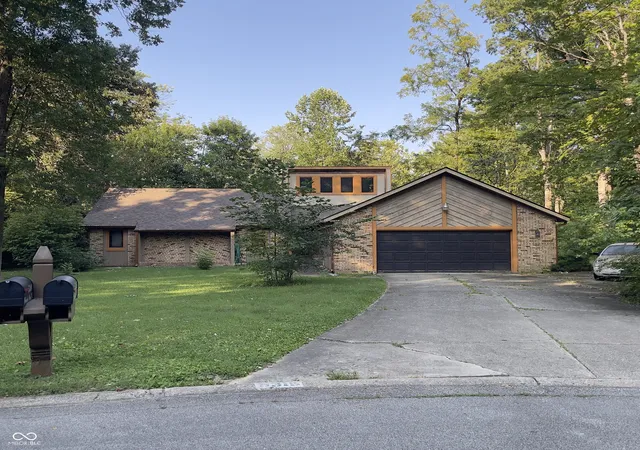 Photo 17 of Sale Pending at 5315 Shadow Wood Ct, Indianapolis, IN 46254 | MLS# 22125023 | Listing updated on 2026-09-30