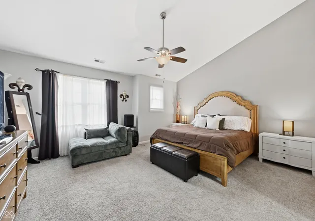 Photo 4 of Single family home for sale at 7301 Chestnut Hills Blvd, Indianapolis, IN 46278 | MLS# 22125037 | Listing updated on 2026-09-22