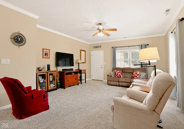 Photo 4 of Single family home for sale at 94 W Wind Chime Cir, Greenwood, IN 46143 | MLS# 22125049 | Listing updated on 2026-09-30