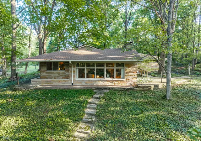 Photo 2 of Sale Pending at 4255 Cooper Rd, Indianapolis, IN 46228 | MLS# 22125128 | Listing updated on 2026-09-13