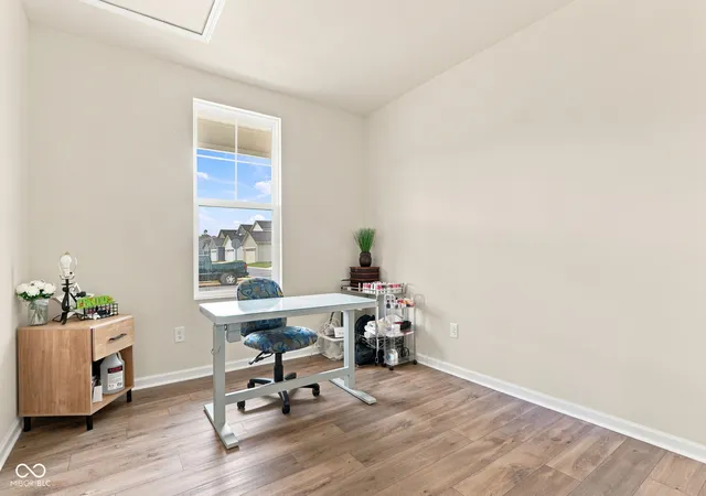 Photo 4 of Single family home for sale at 2729 Penn Ave, Plainfield, IN 46168 | MLS# 22125142 | Listing updated on 2026-09-21