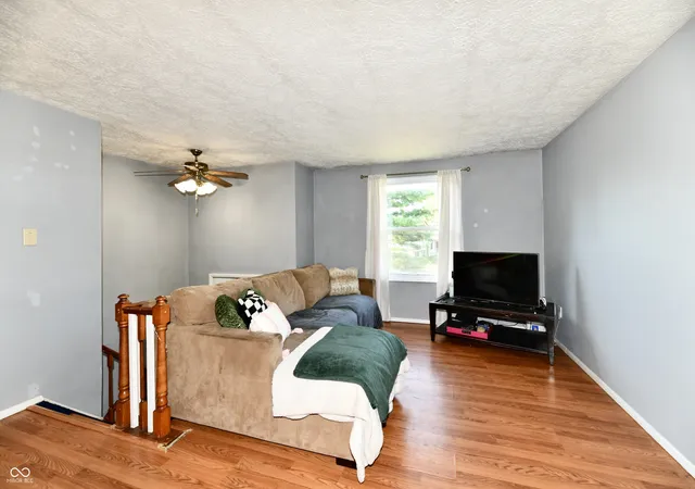 Photo 4 of Single family home for sale at 5302 Brazos Dr, Indianapolis, IN 46237 | MLS# 22125145 | Listing updated on 2026-10-20