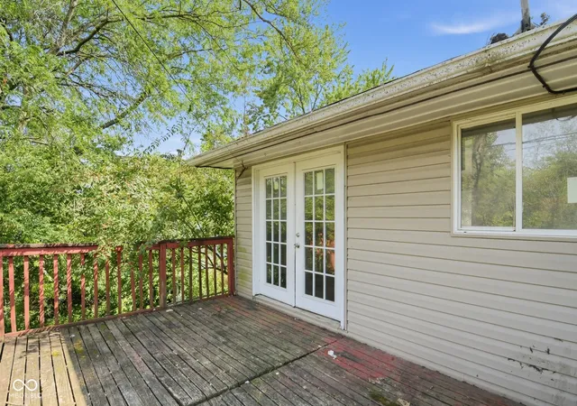Photo 4 of Sale Pending at 7608 Ruskin Pl, Indianapolis, IN 46226 | MLS# 22125181 | Listing updated on 2026-10-27