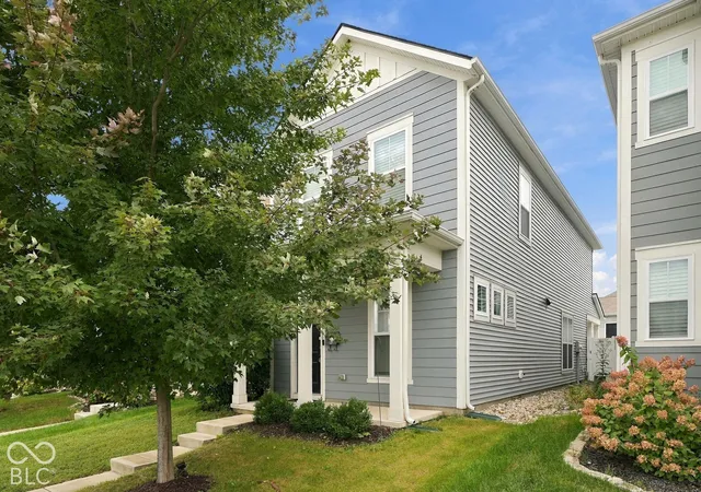Photo 2 of Single family home for sale at 348 Evans St, Indianapolis, IN 46222 | MLS# 22125182 | Listing updated on 2026-10-06