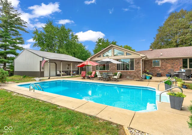 Photo 3 of Sale Pending at 1221 Normandie Ct, Avon, IN 46123 | MLS# 22125205 | Listing updated on 2026-09-19