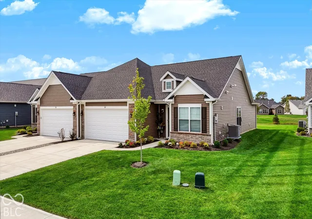 Photo 3 of Single family home for sale at 134 Maxim Ct, Indianapolis, IN 46229 | MLS# 22125219 | Listing updated on 2026-10-09