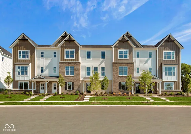 Photo 3 of Sale Pending at 5698 Cowles Trl, Noblesville, IN 46062 | MLS# 22125224 | Listing updated on 2026-09-21