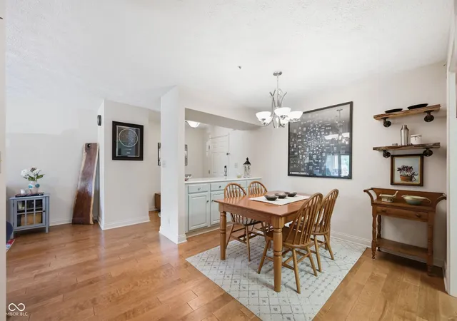 Photo 3 of Condo for sale at 7601 Newport Bay Dr #112, Indianapolis, IN 46240 | MLS# 22125256 | Listing updated on 2026-09-19